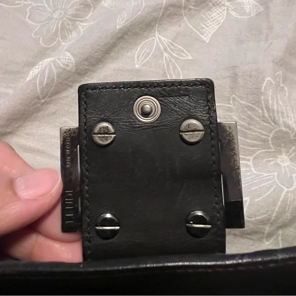 Fendi Long Wallet - Picture 4 of 11